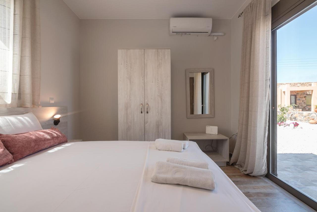 Pink Sand Villas Agios Pandeleimon  Extérieur photo